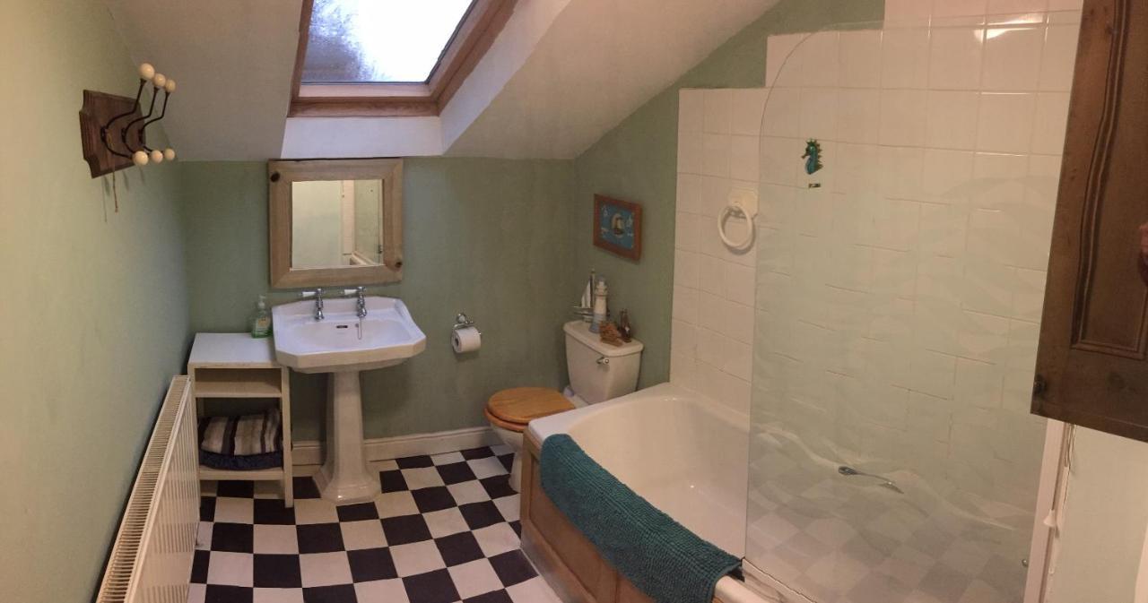 Cynfaen House Villa Коруен Екстериор снимка